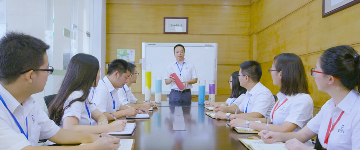 万利国际复合团队